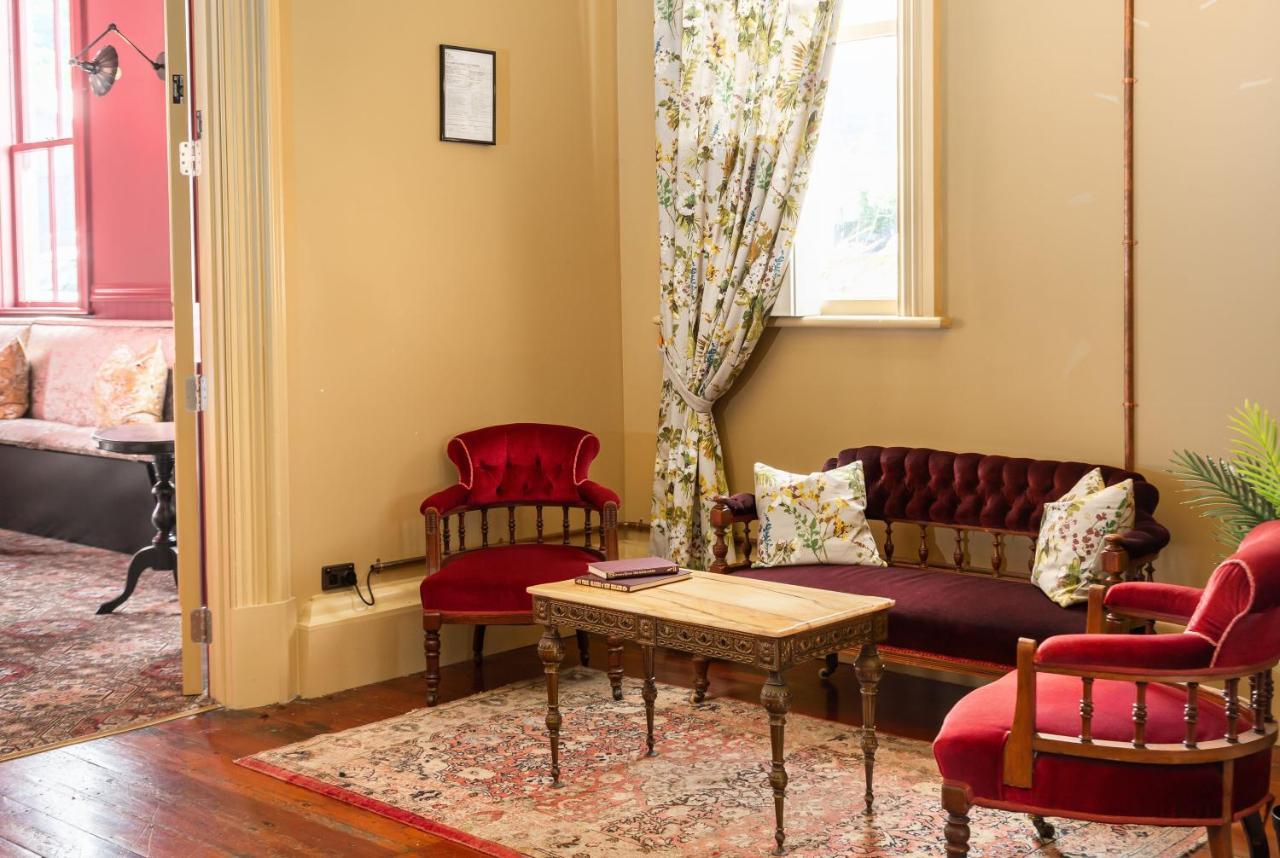 The Royal Hotel Featherston - Boutique Hotel Exterior photo